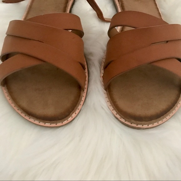 1 left!! Ankle Strap Woven Sandal - Picture 6 of 7